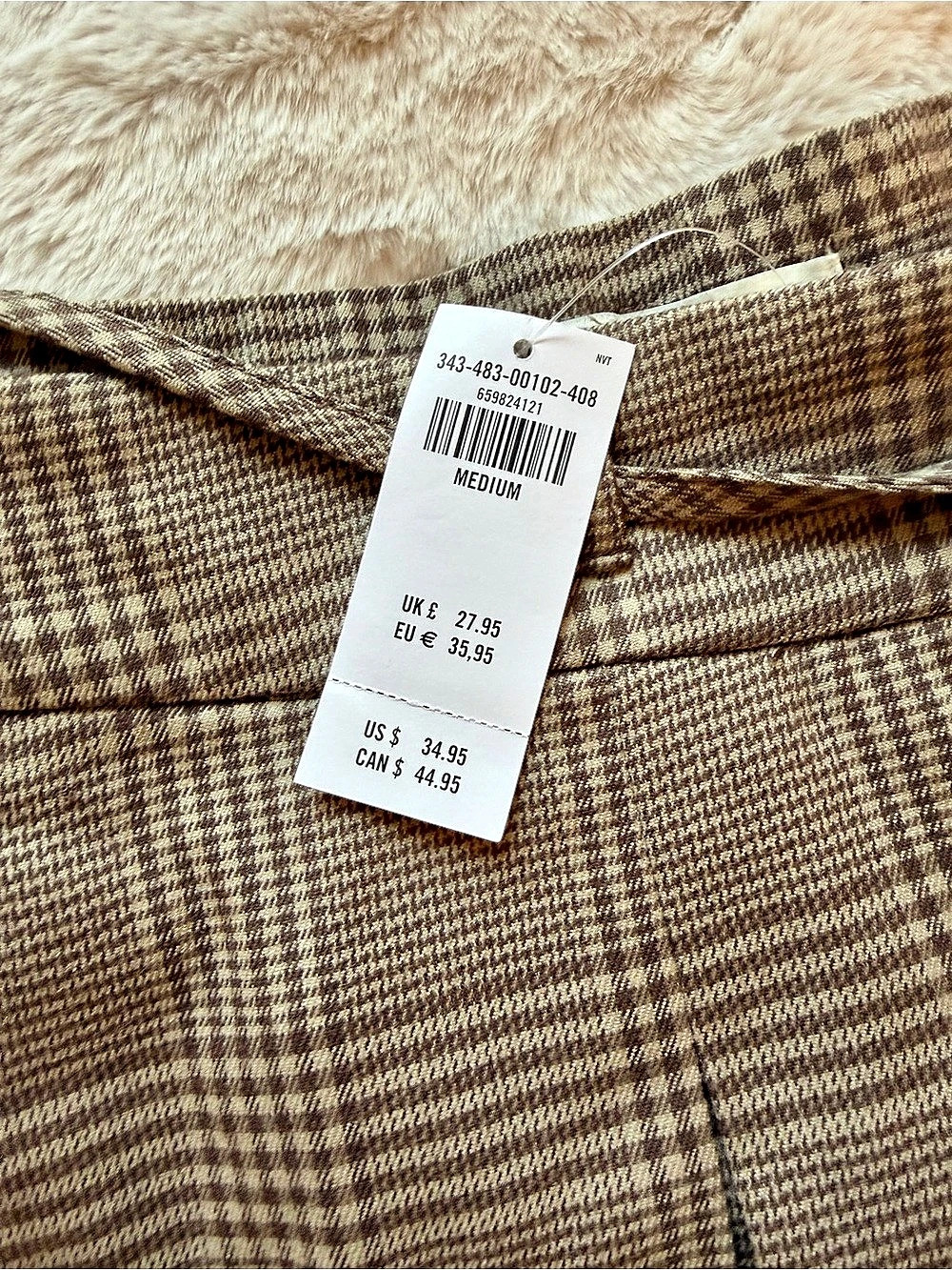 NWT Hollister Checkered Mini Skirt in Brown Size Medium - Picture 2 of 2